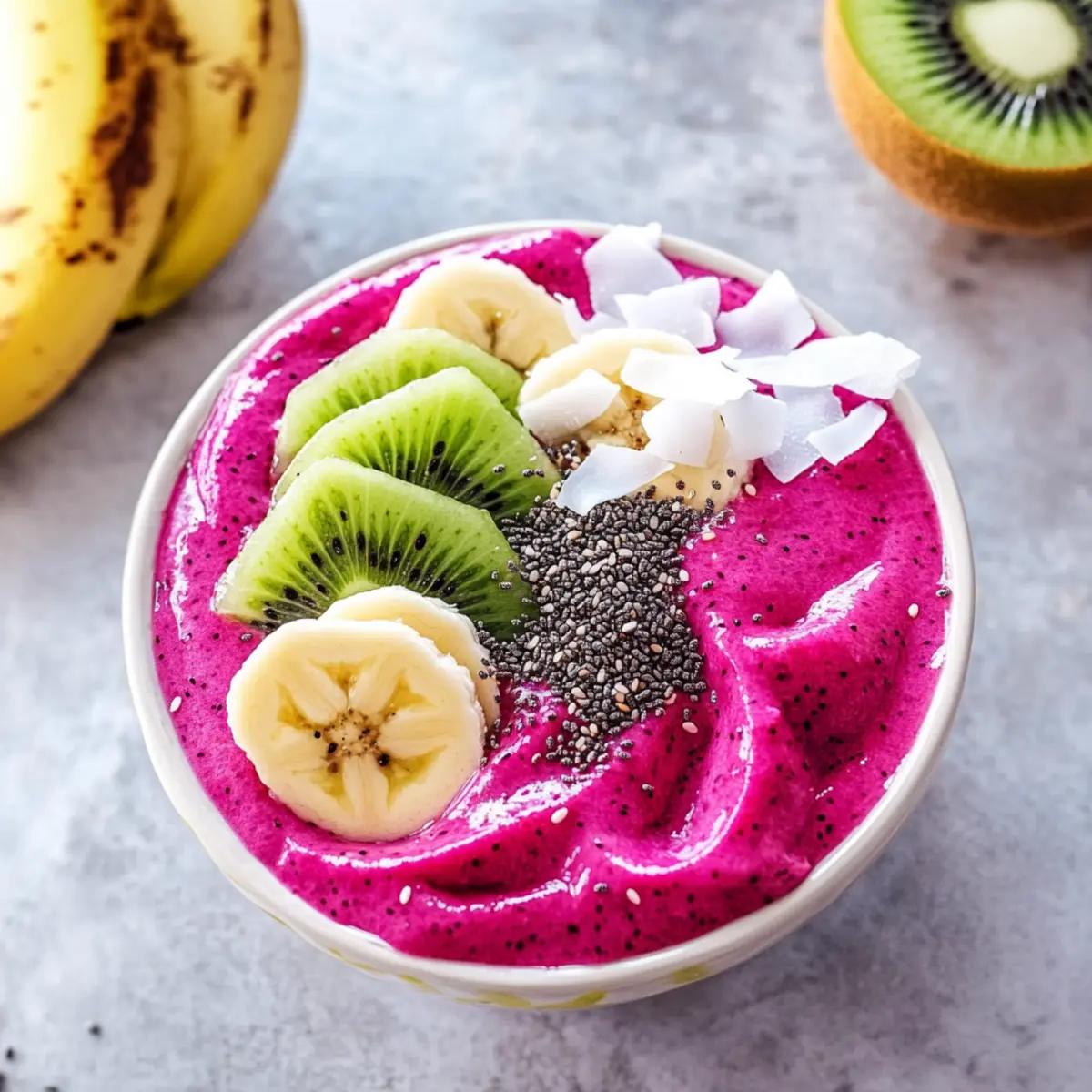 Bright and Creamy Dragon Fruit Smoothie Bowl for a Tropical Start